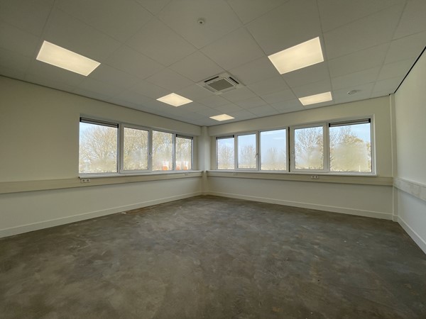 Medium property photo - Voltastraat 31, 1446 VA Purmerend